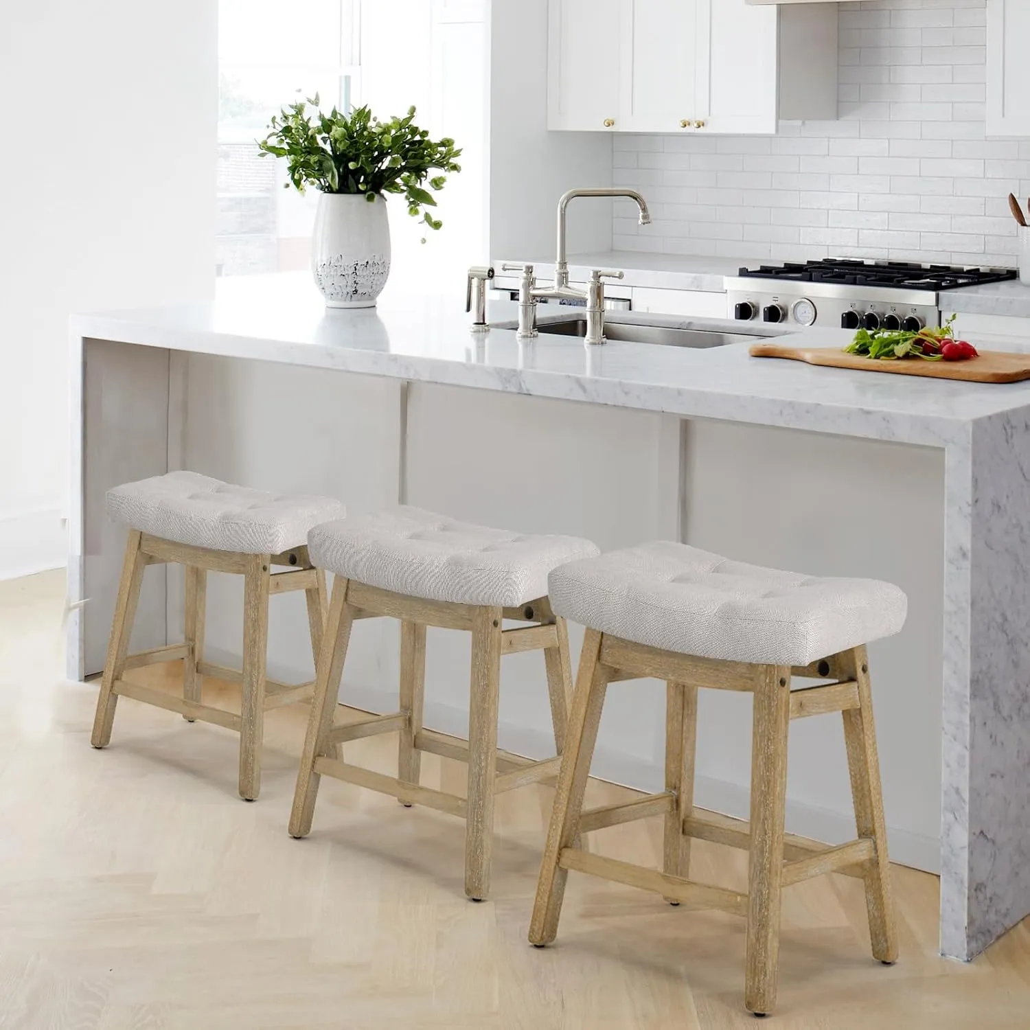 AQO Counter Height Bar Stools Set of 2, Barstools with Upholstered Saddle Seat and Solid Wood Legs 24 Inch Kitchen Counter Stools for Bar, Dining, Farmhouse, Beige Fabric