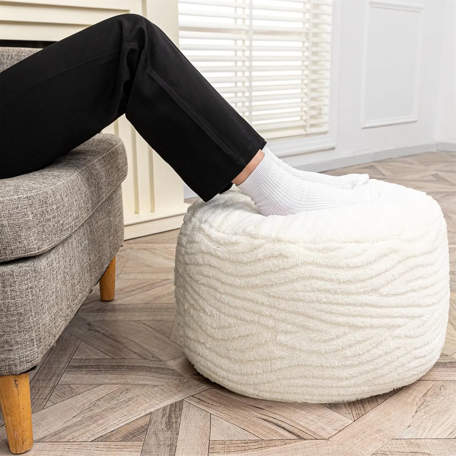 Asuprui Pouf Ottoman Stuffed Modern Foam Ottoman Foot Rest 20x20x12 Inches Floor Pouf Round Pouf Seat Floor Bean Bag Chair Foldable Floor Chair Storage for Living Room Bedroom Ivory Pouf with Filler