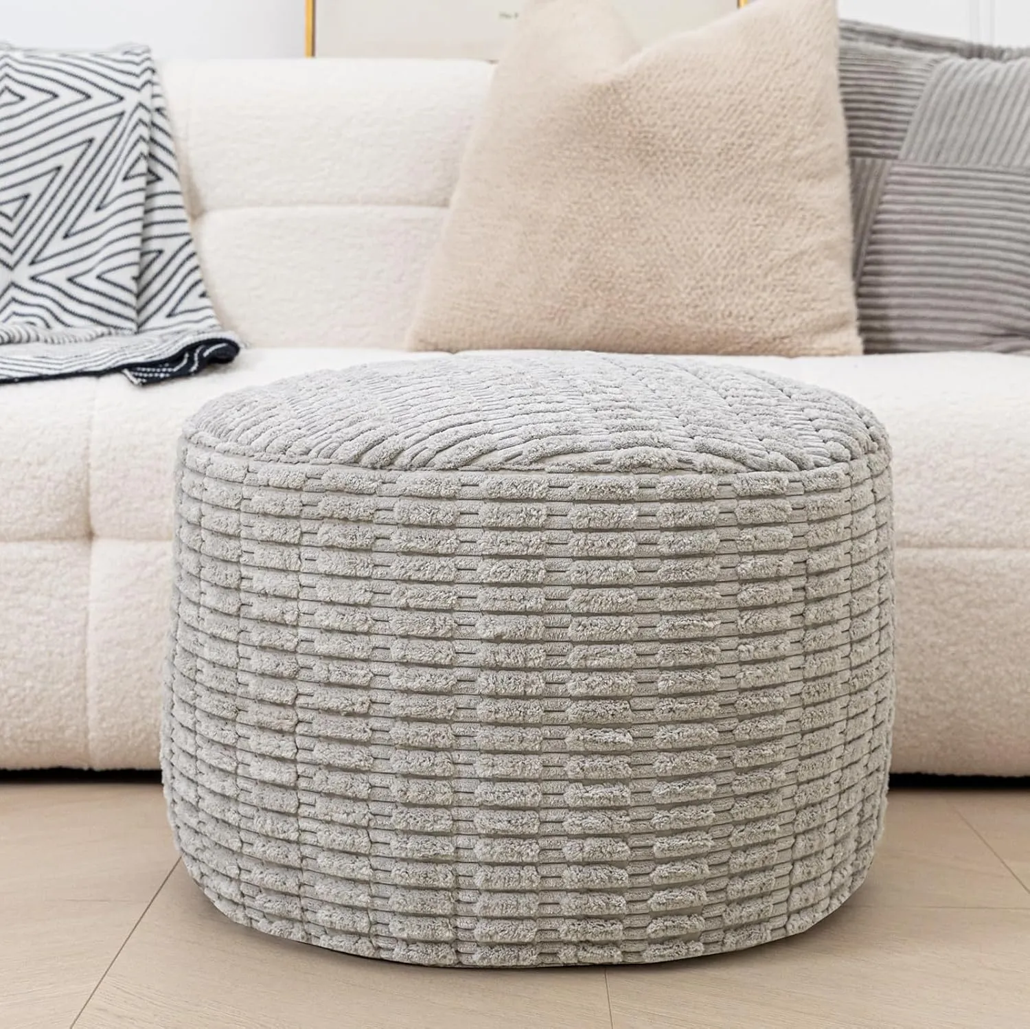 Asuprui Round Ottoman Pouf Ottoman Foot Stool Seat Faux Fur Bean Bag Foot Rest Floor Chair Leg Rest for Living Room, Bedroom or Wedding Gifts 20x20x14 Inches (Light Gray)