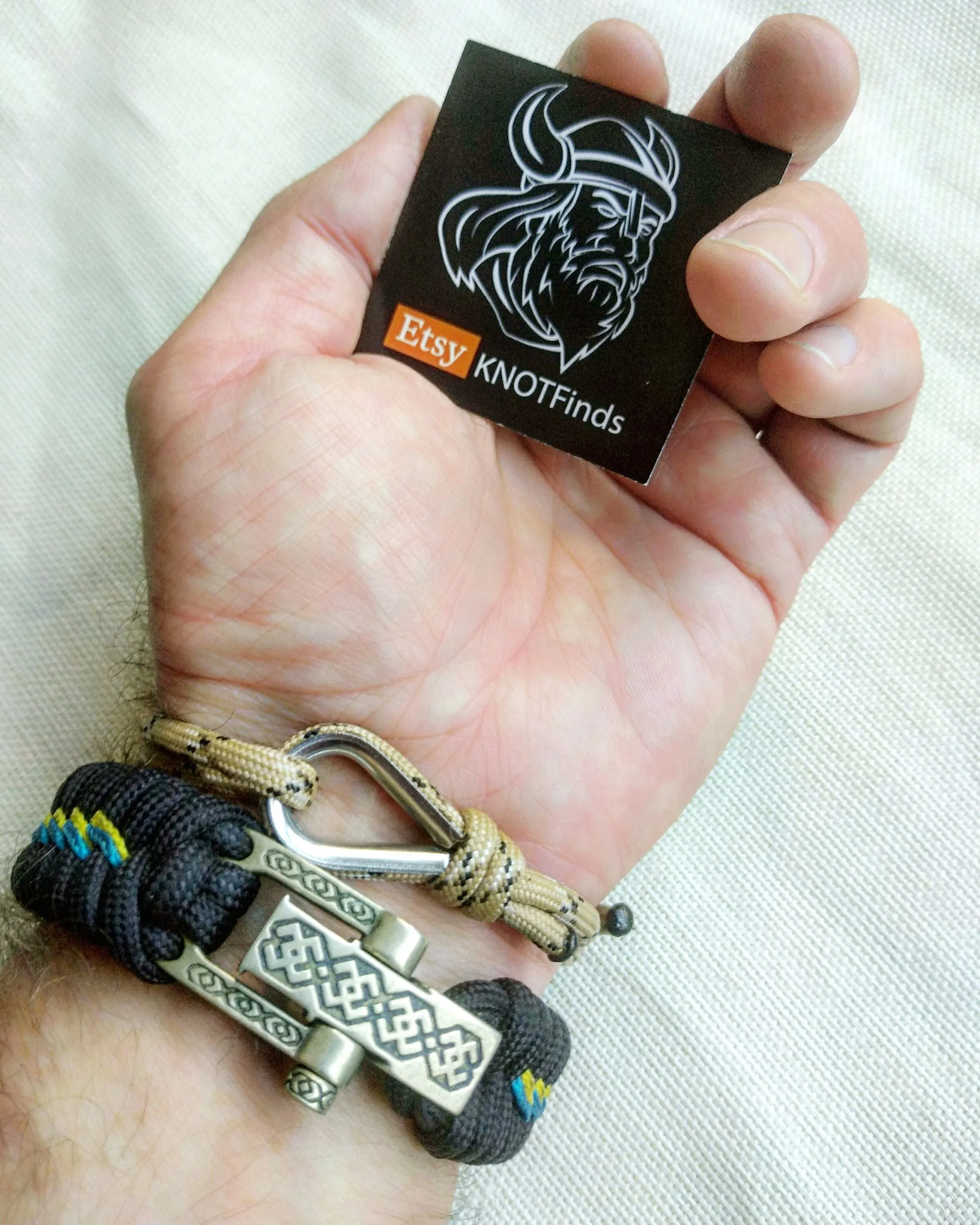 Desert camo thin bracelet made of paracord and Celtic knots. Stylish bracelet for men and women. A gift for a surfer, diver, skydiver.