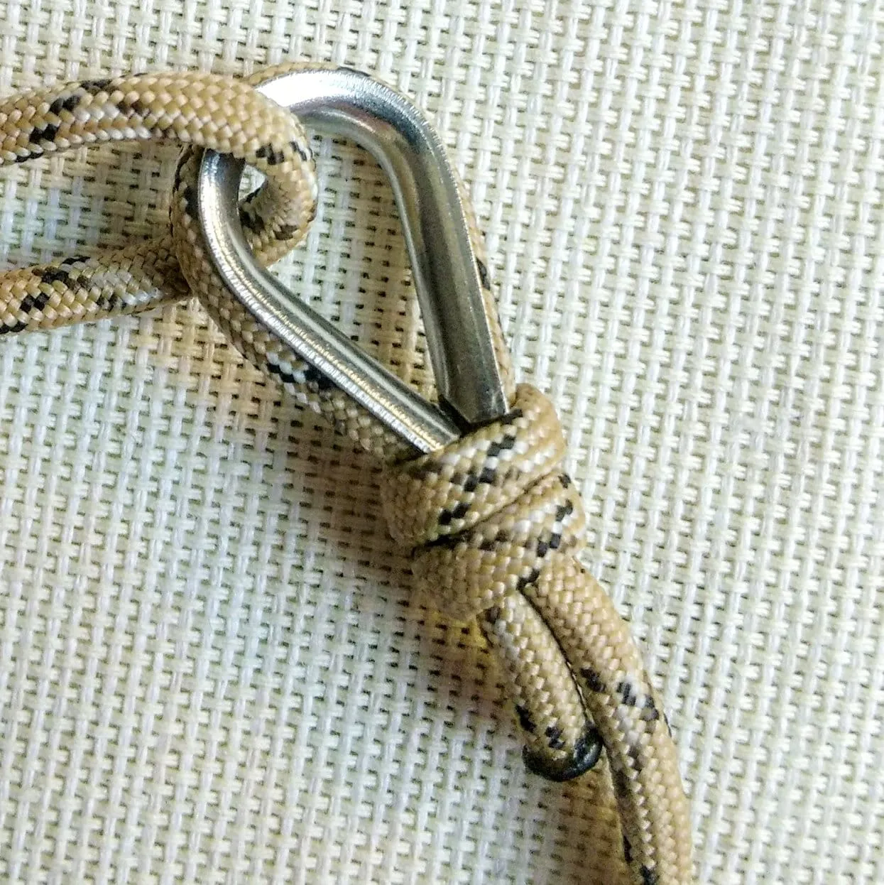 Desert camo thin bracelet made of paracord and Celtic knots. Stylish bracelet for men and women. A gift for a surfer, diver, skydiver.