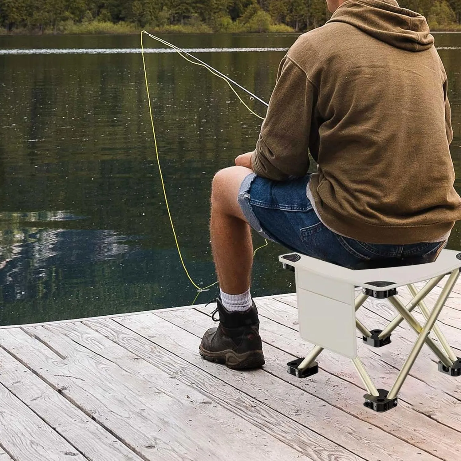 Folding Camping Stool Footrest Compact Sturdy Lightweight Portable Mini Foldable Chair for Beach BBQ Walking Picnic Gardening, White, 33cmx33cmx32cm