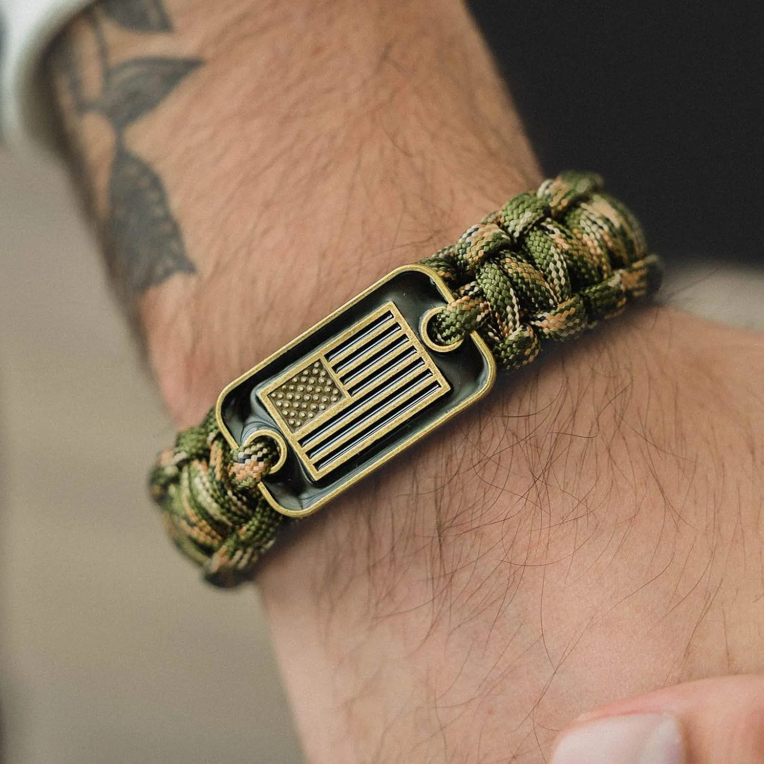 Hero Company Camo Paracord Bracelet - Tactical Survival Bracelet for Men with Bronze USA Flag - Helps Pair Military Veterans with a Companion Dog