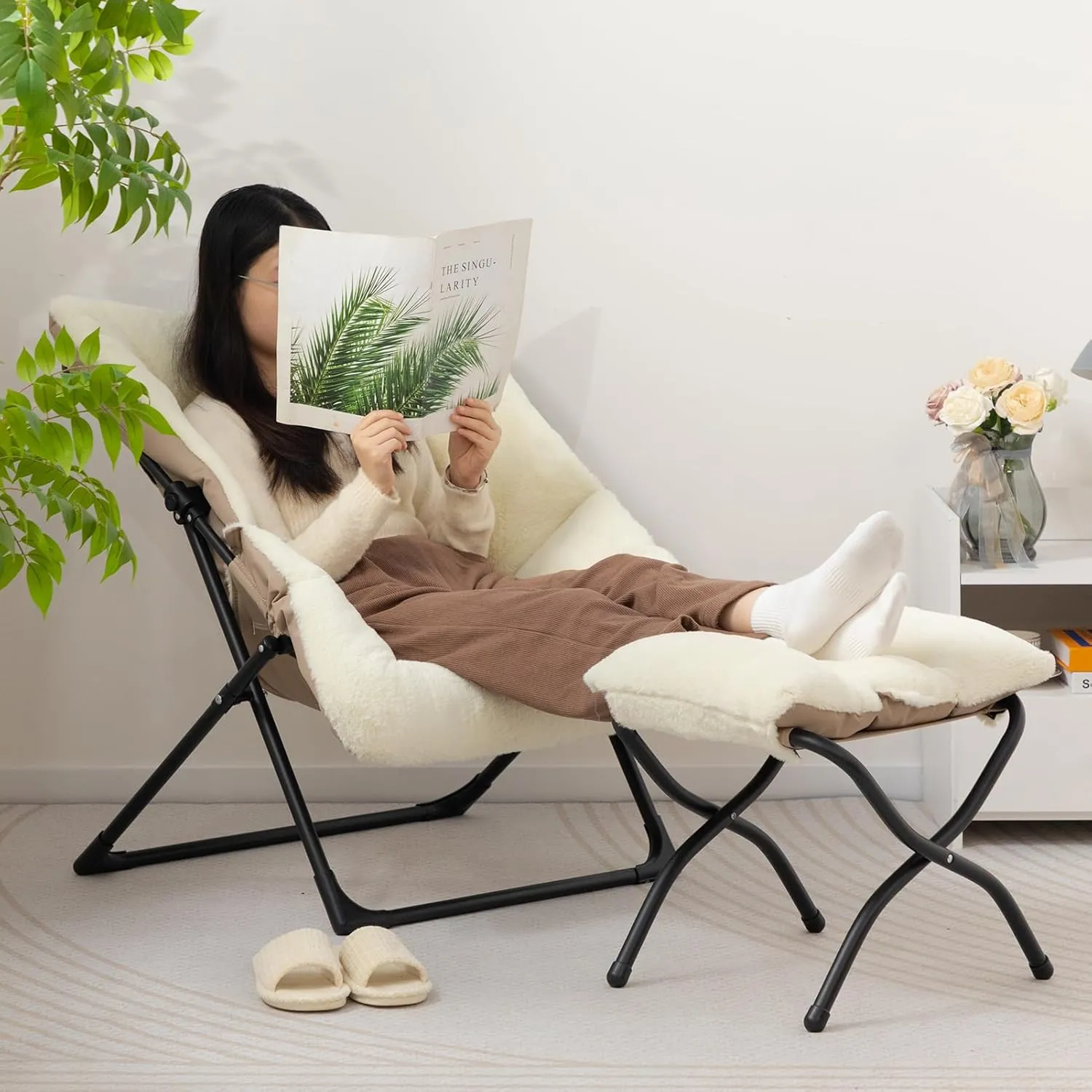 HollyHOME X-Large Saucer Chair with Foldable Ottoman, Comfy Oversized Folding Chair and Folding Footrest Stool Set, Faux-Fur Reading Chair and Footstool for Living Room, Bedroom, Beige Chair&Stool
