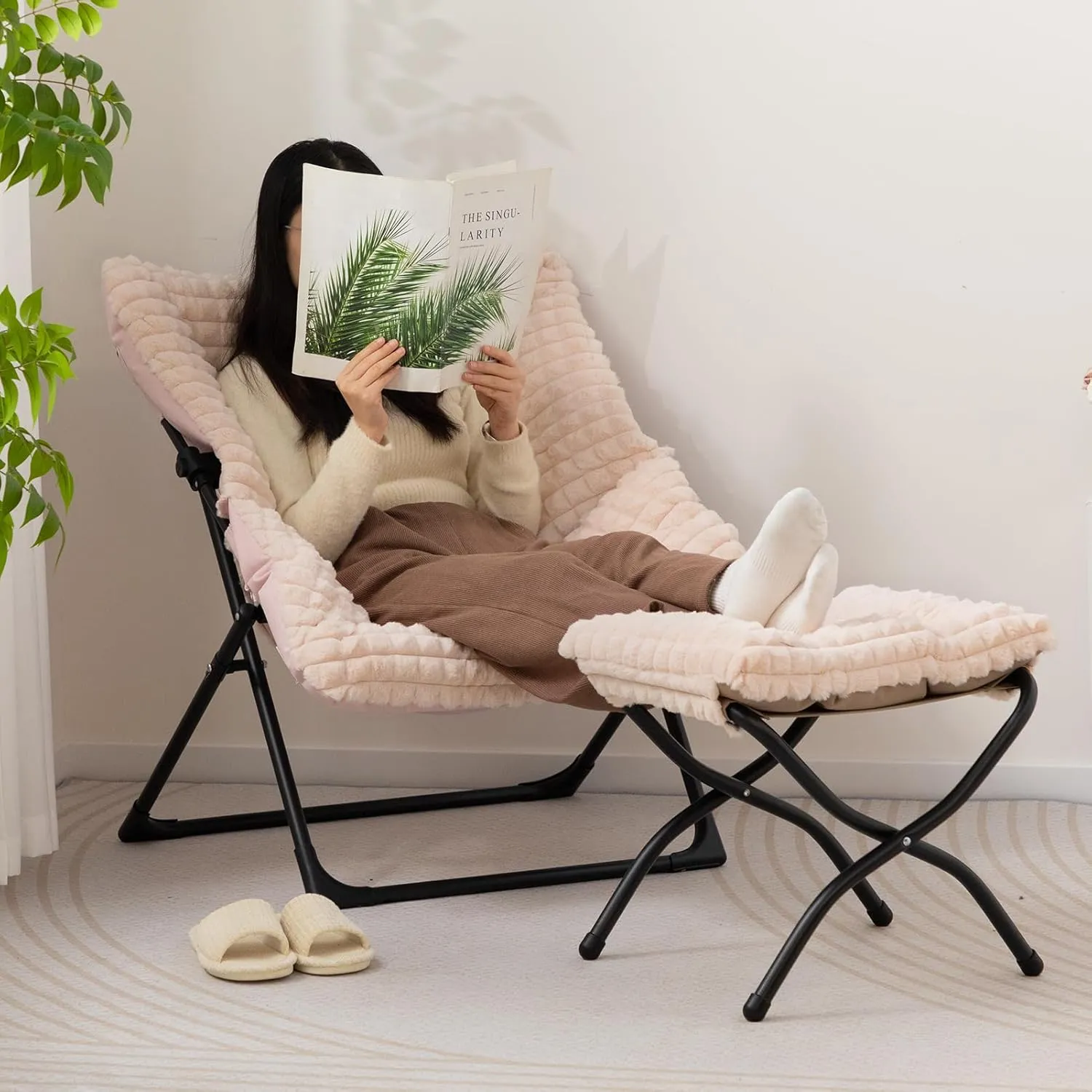 HollyHOME X-Large Saucer Chair with Foldable Ottoman, Comfy Oversized Folding Chair and Folding Footrest Stool Set, Faux-Fur Reading Chair and Footstool for Living Room, Champagne Pink Chair&Stool