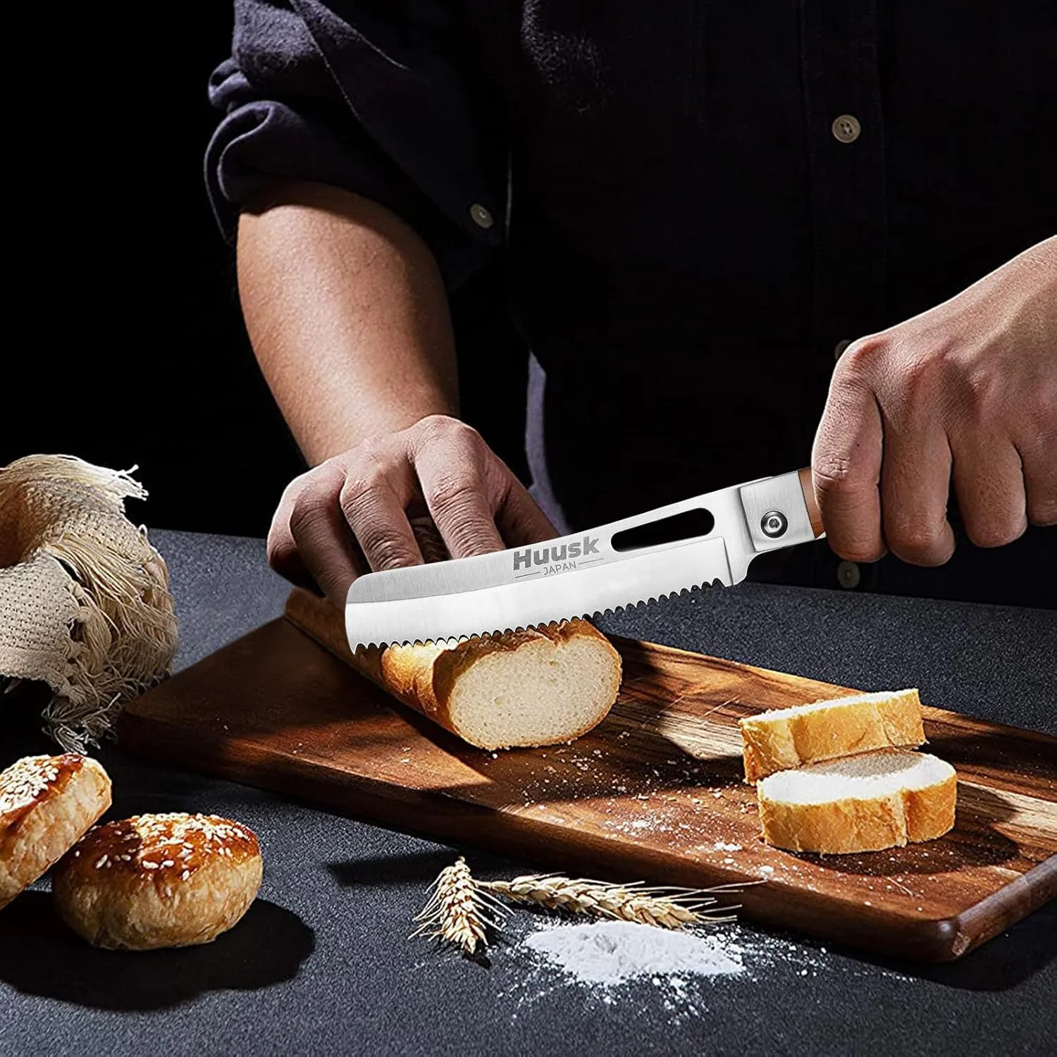 Huusk Folding Bread Knife for Homemade Bread, Portable Bread Knives with Wide Wavy Edge for Steak, Tomato, Japanese Pocket Knife with 440C Stainless Steel for Cooking, Ideal Gift