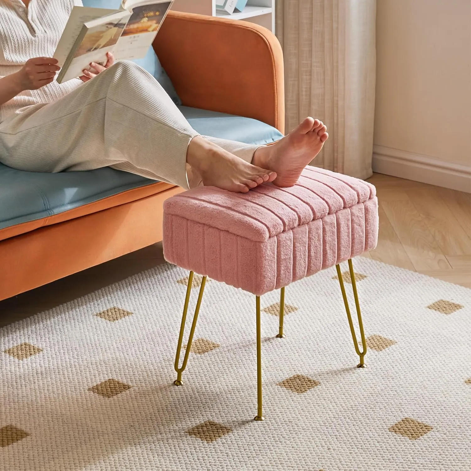 IBUYKE Stool Chair with Storage Space, Footrest Footstool Ottoman, Small Side Table, with 4 Metal Legs, with Anti-Slip Feet, for Makeup Room, Bedroom, Faux Fur, Pink LG-50P