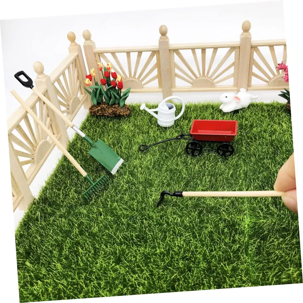 Kisangel 4 Sets Mini Dollhouse Garden Decor Mini Gardening Tool Accessories for Realistic Delicate Design for DIY Fairy Gardens and Micro Landscapes Safe and Materials