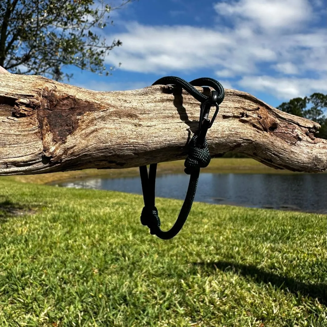 Men Paracord Survival Bracelet - Mens Hiking Outdoor Supplies, Military Gear, Camping and Hunting Accessories, Emergency Tools, Backpacks Essentials, Best Friend Gift, Fishing Equipment (Black)
