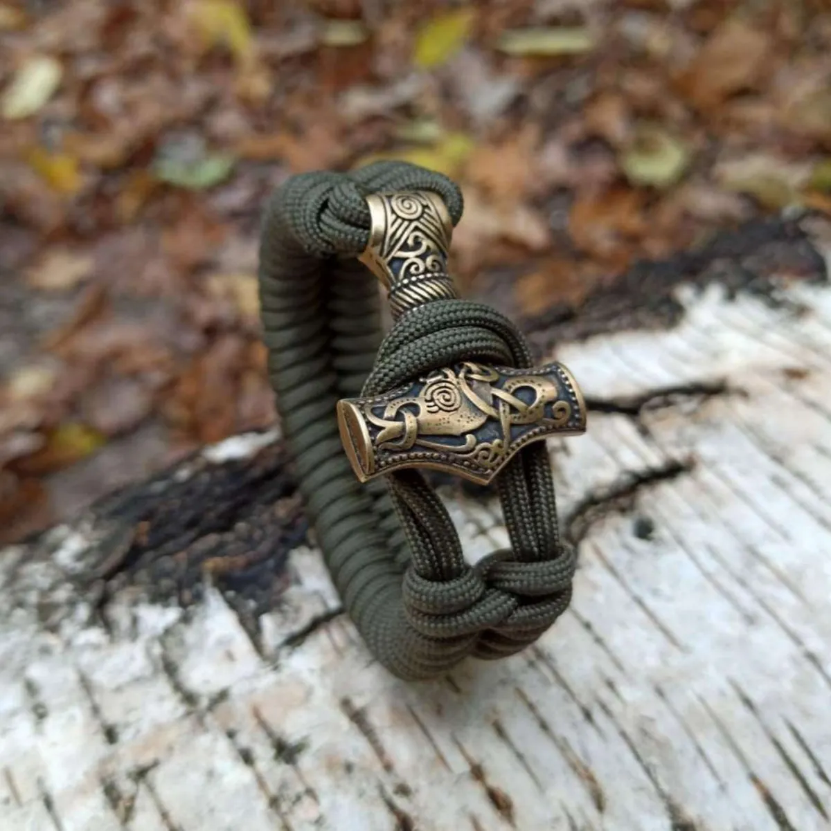 Mjolnir replica paracord bracelet