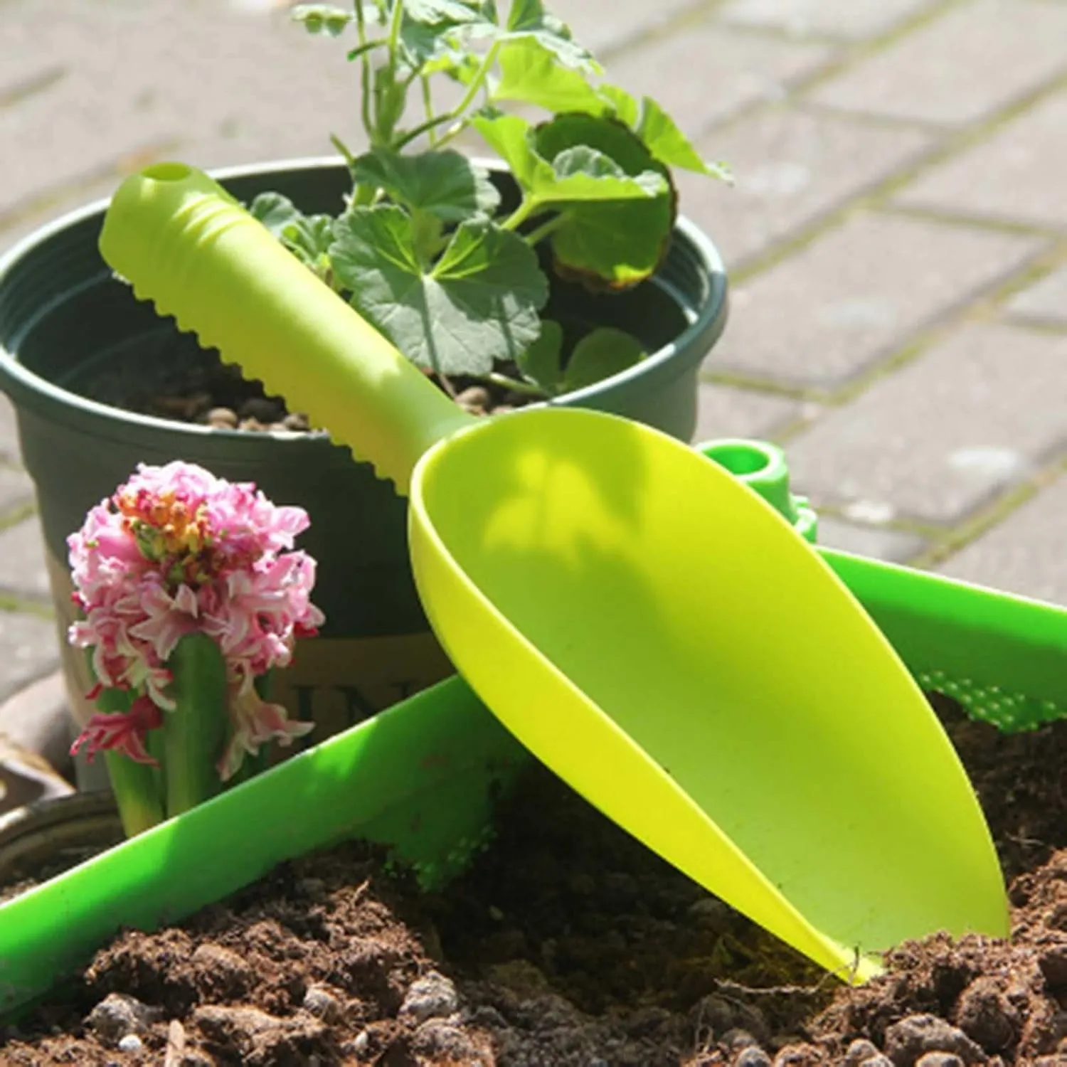 Nextool Plastic Garden Shovel - Multi-purpose, Green, Ergonomic Grip - Perfect for Digging, Weeding, Planting & Bonsai Care
