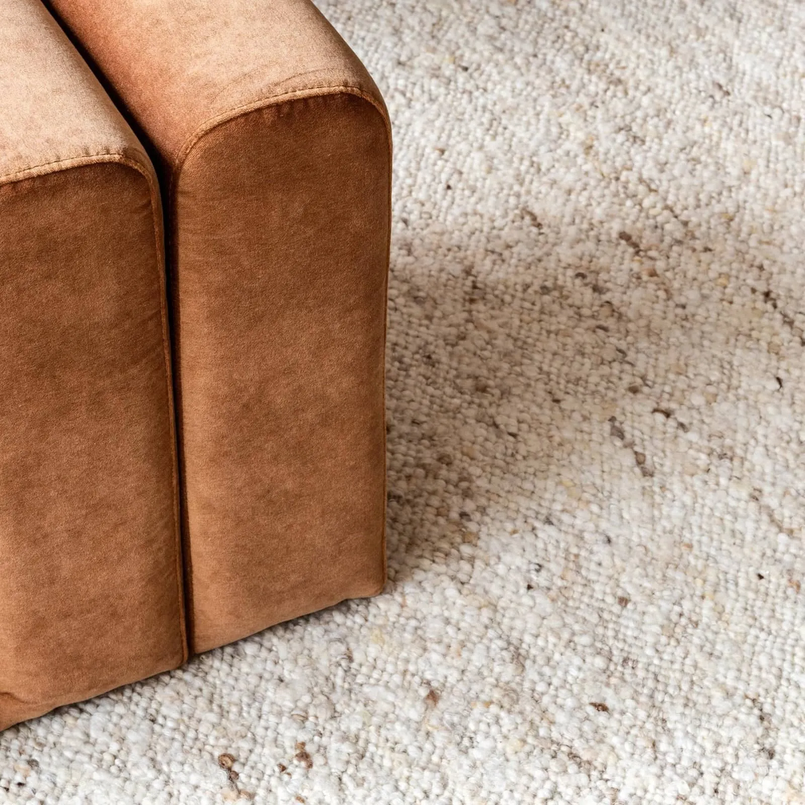 Niche Ottoman Small - Opal Ochre