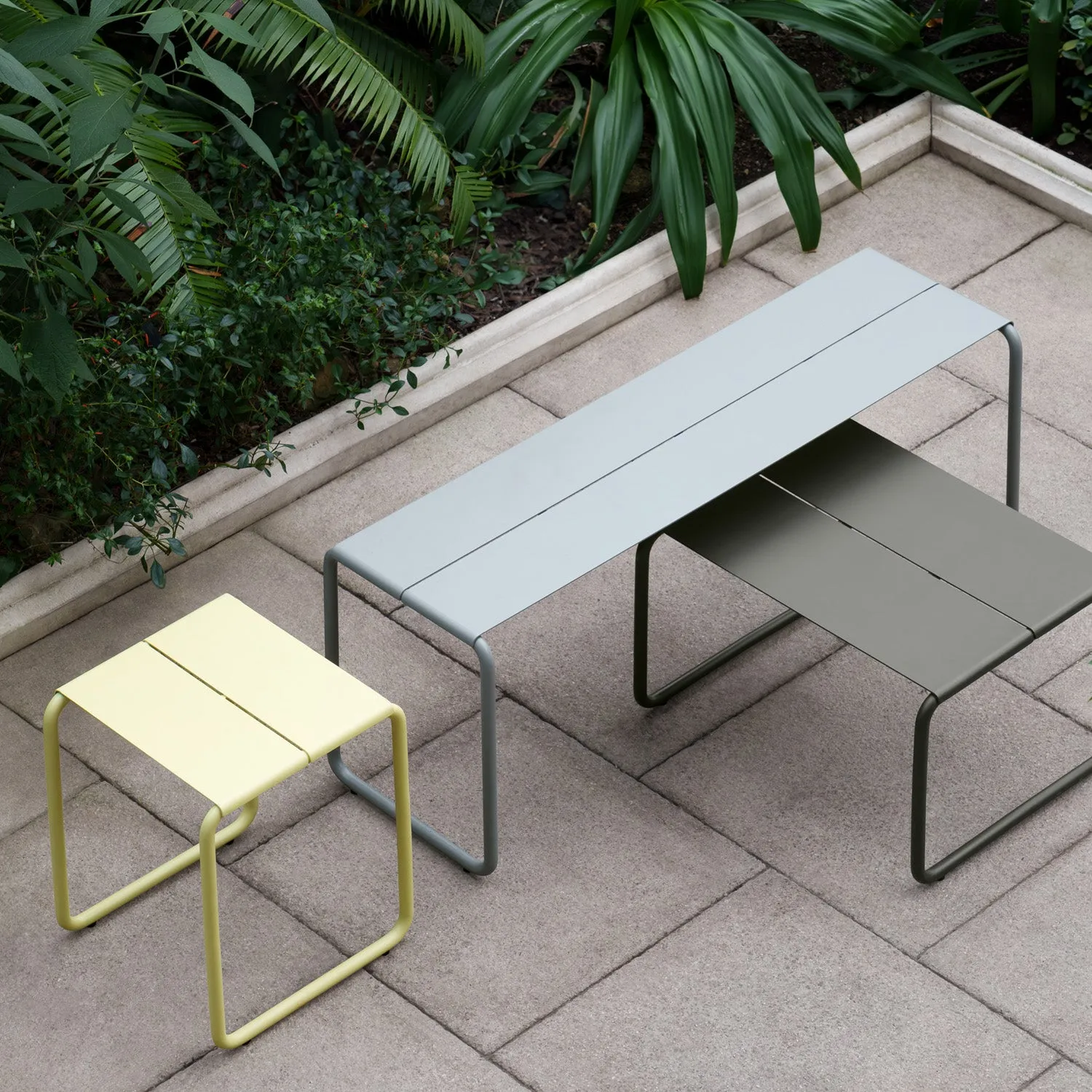 NINE Sine Stool