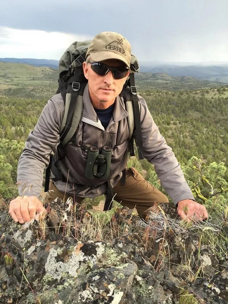 Olive Safety Ultra-Light Bino Harness with Emergency Whistle - Binocular Harness System for Bow, Deer, and Elk Hunting