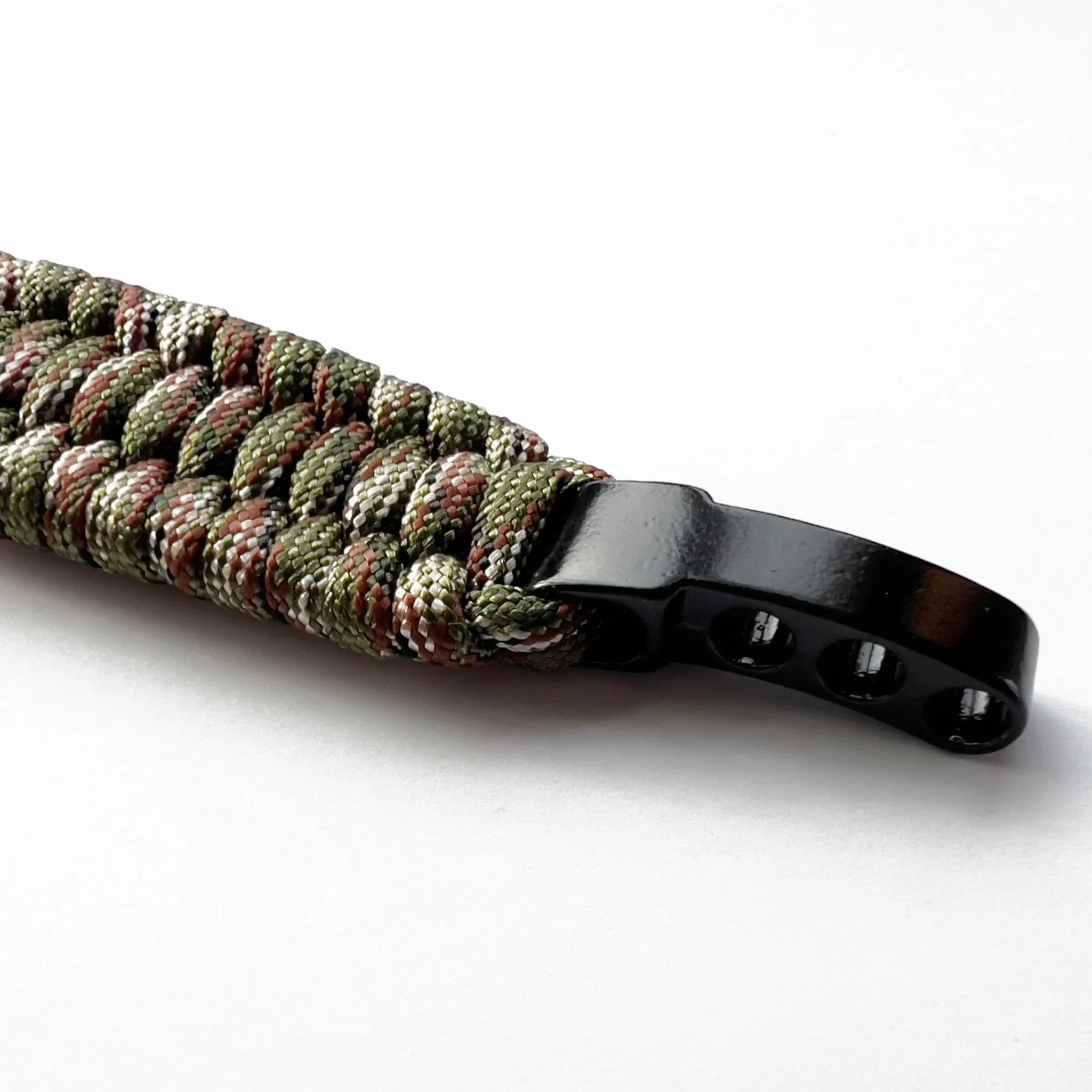 Paracord Bracelet in Camo