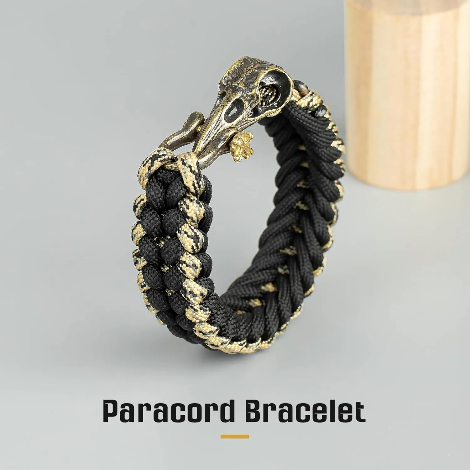 Paracord Survival Bracelet for Men and Women, Handmade Woven Tactical Style with Cool Brass Buckle Bracelet, Suitable for Hiking and Outdoor Activities