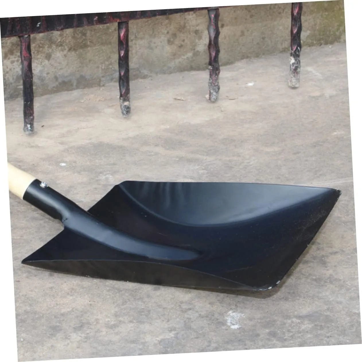 VANZACK Carbon Steel Gardening Tool Shovel Coal Bank Camping Trowel Square Scoop Shovel Lightweight Portable for Home BBQ Garden Use